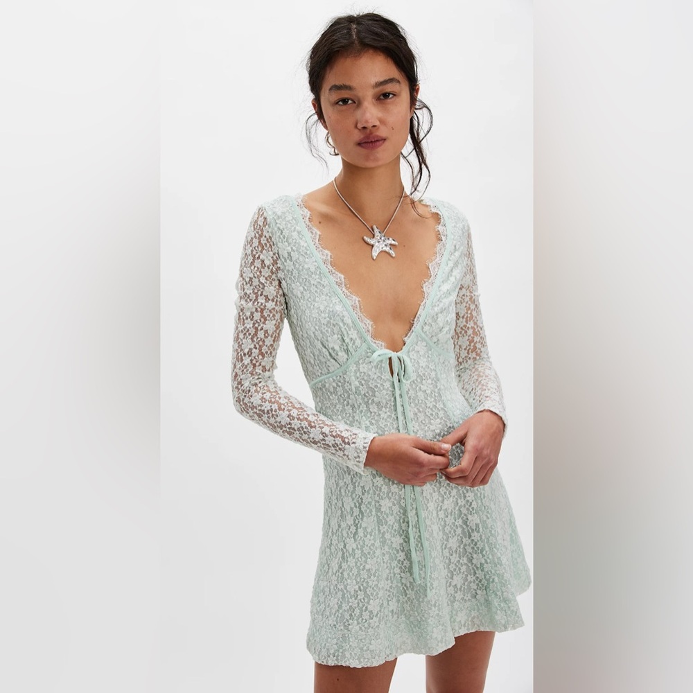 NWT Free People Petra Long Sleeve Lace Mini Dress Billowing Sail Mint Green Sz M - Picture 16 of 16
